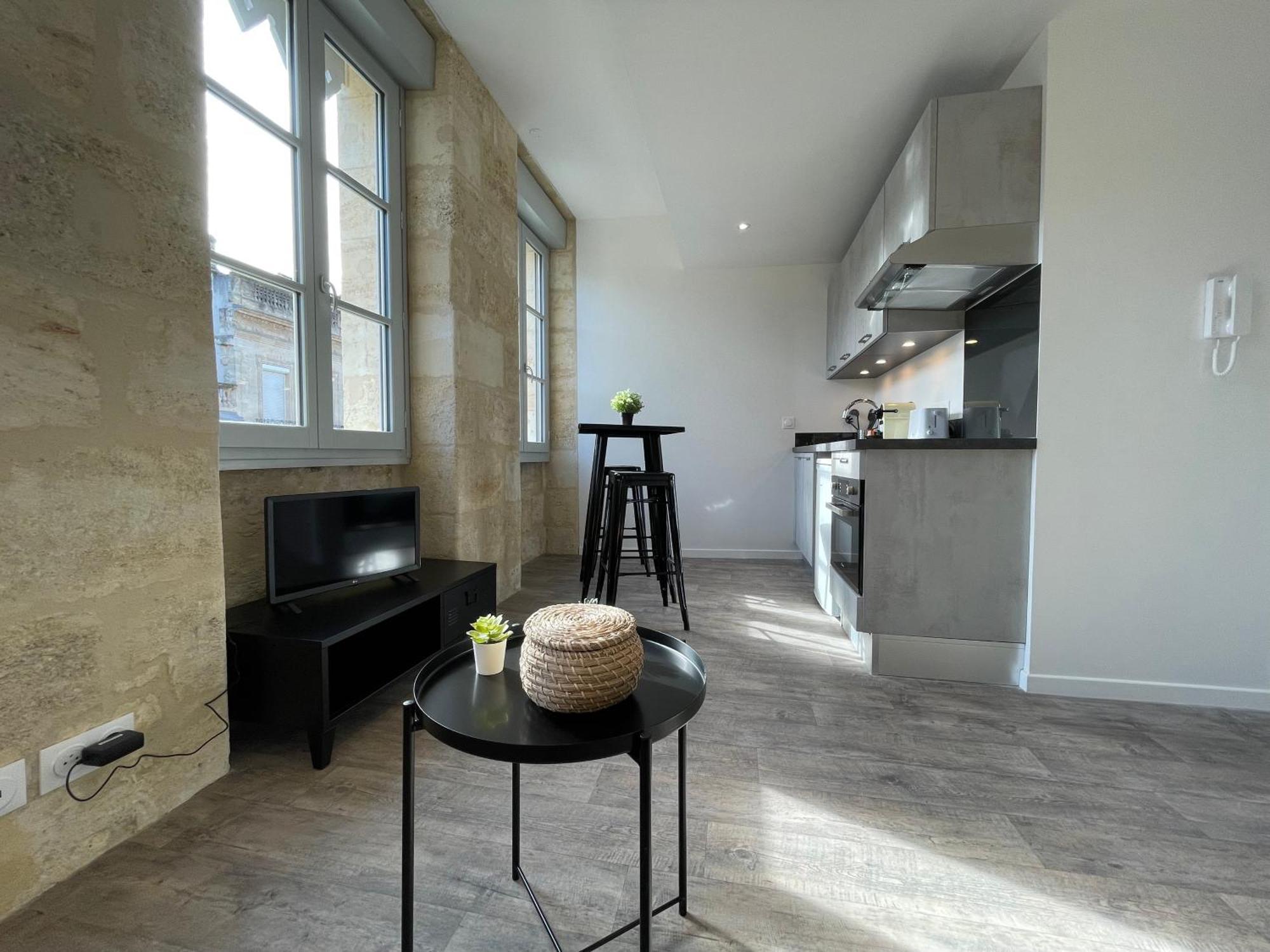 Studio Lumineux Avec Climatisation Pour 2 Personnes Bordeaux Bagian luar foto