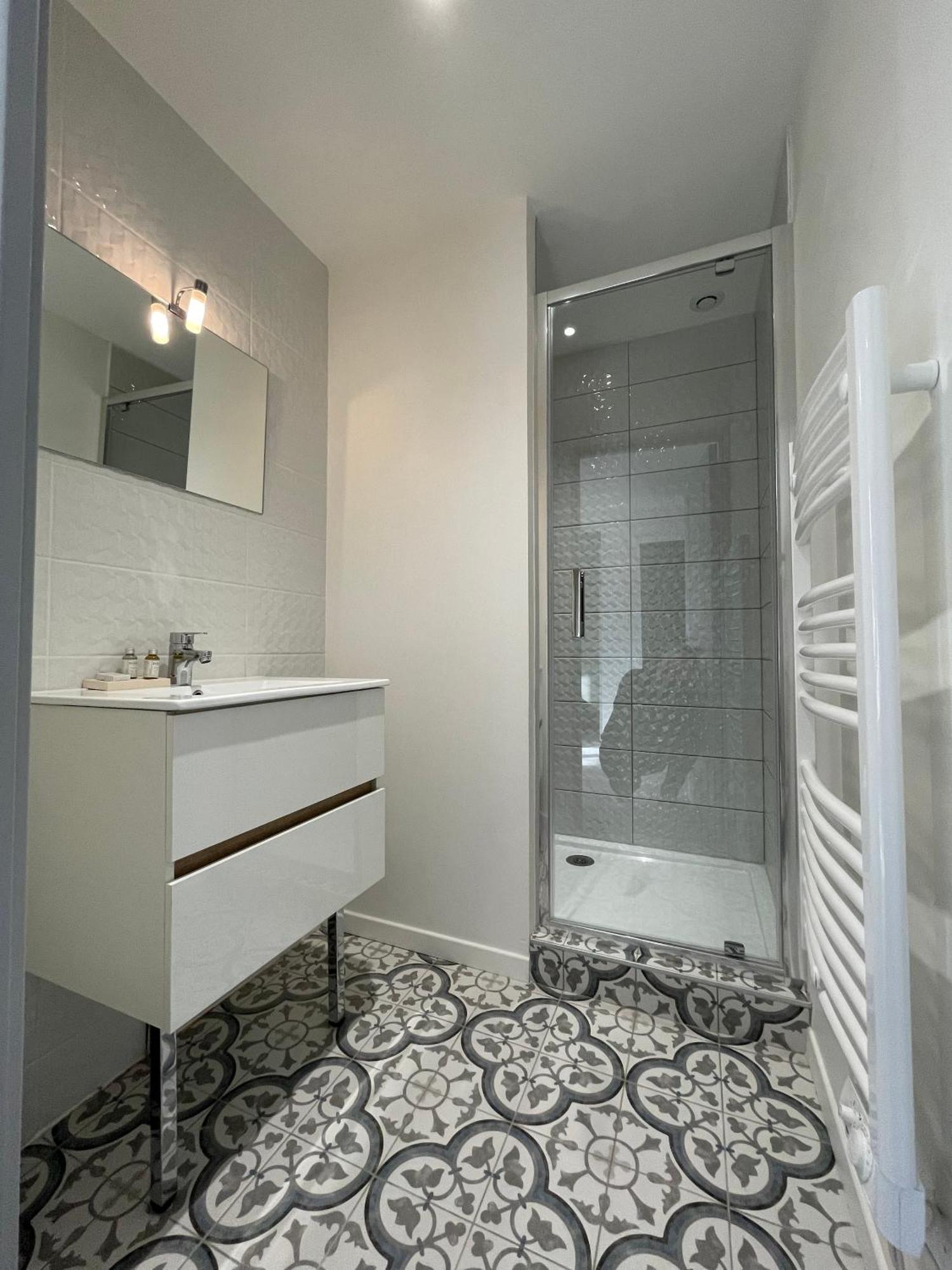 Studio Lumineux Avec Climatisation Pour 2 Personnes Bordeaux Bagian luar foto