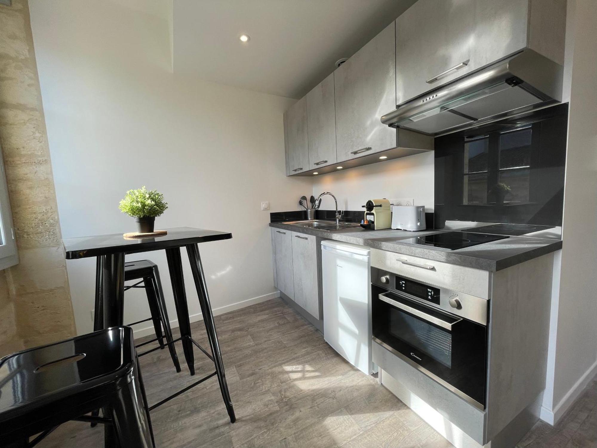 Studio Lumineux Avec Climatisation Pour 2 Personnes Bordeaux Bagian luar foto
